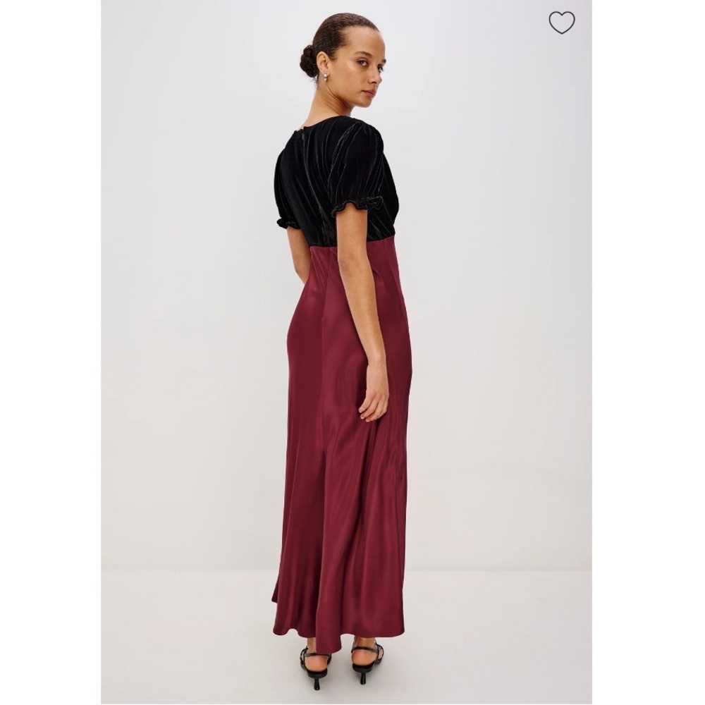 Rails
Dory Velvet Shrug Satin Dress - Picture 3 of 11